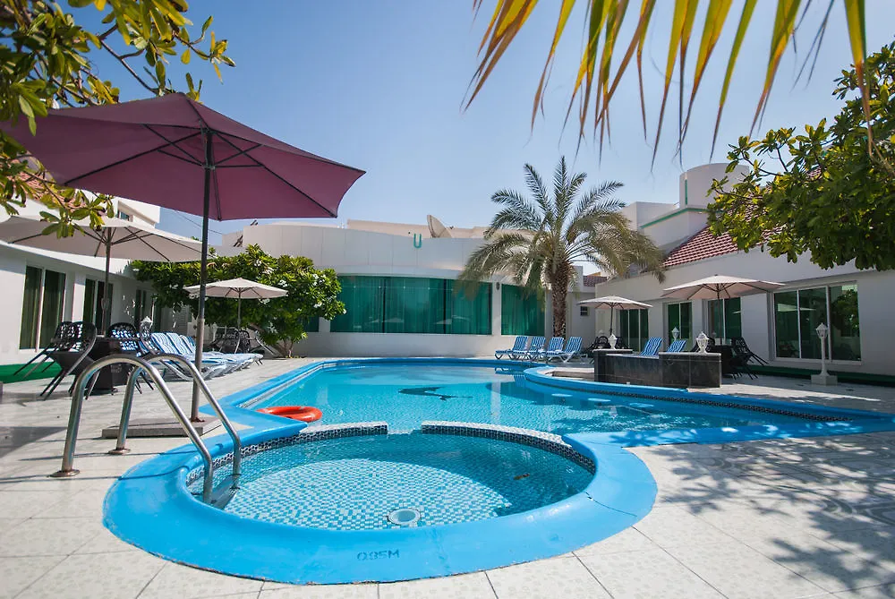 Al Khalidiah Resort Szardża 5*,