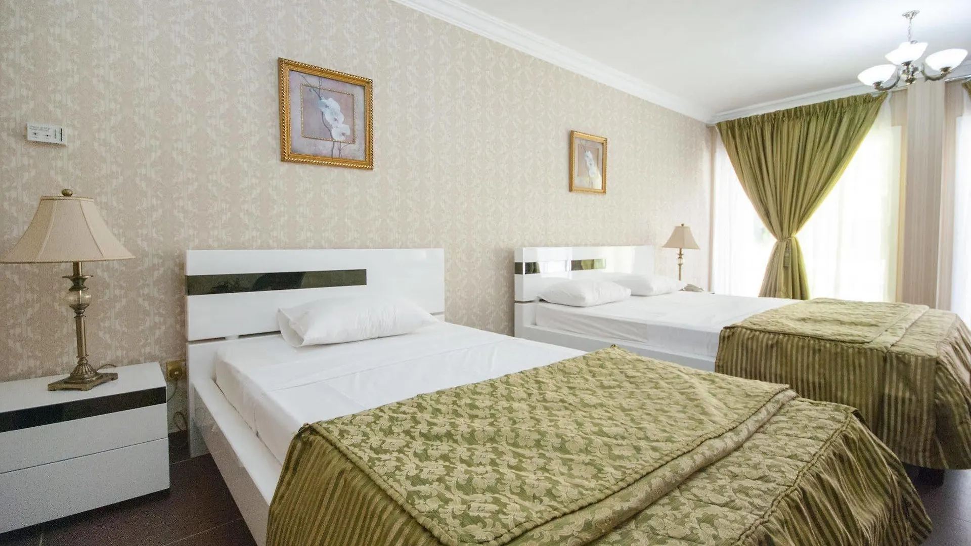 Al Khalidiah Resort Szardża 5*,  Zjednoczone Emiraty Arabskie